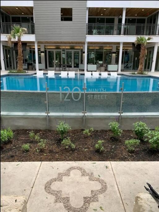 Beautiful Riverwalk Apt With Full Amenities, King Bed & Free Parking San Antonio Exteriér fotografie