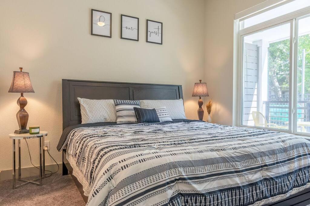 Beautiful Riverwalk Apt With Full Amenities, King Bed & Free Parking San Antonio Exteriér fotografie